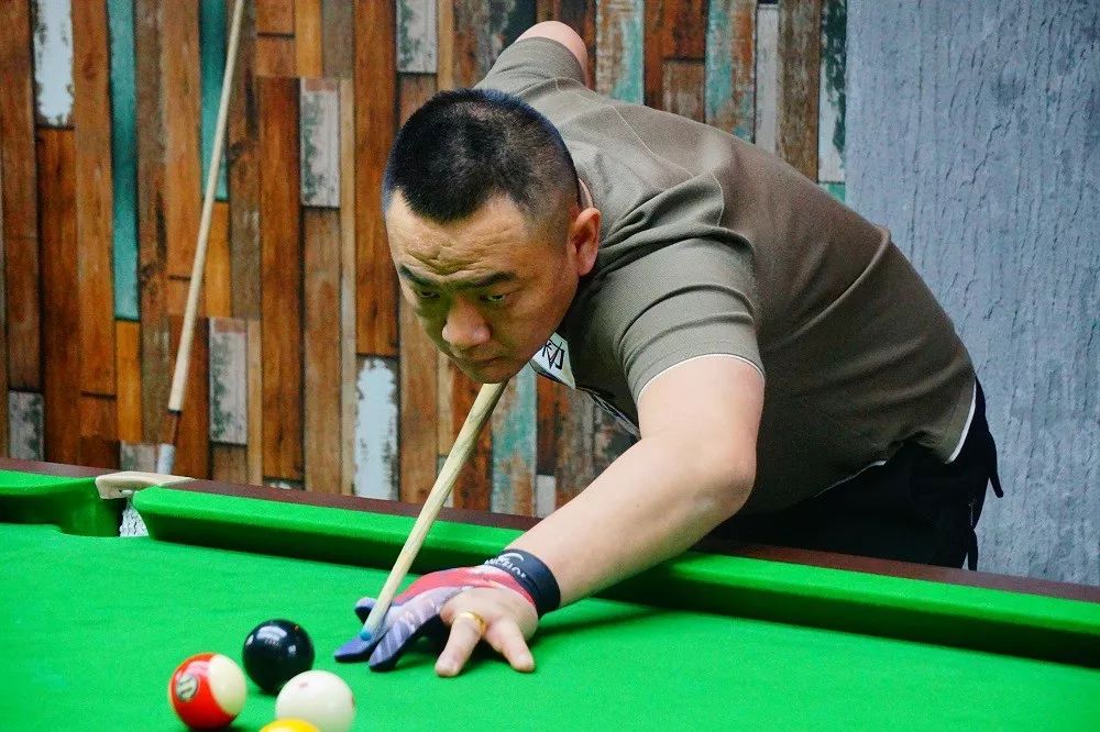 强调纪律和 强调纪律和