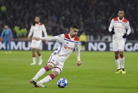 叶品秀的夺 叶品秀的夺