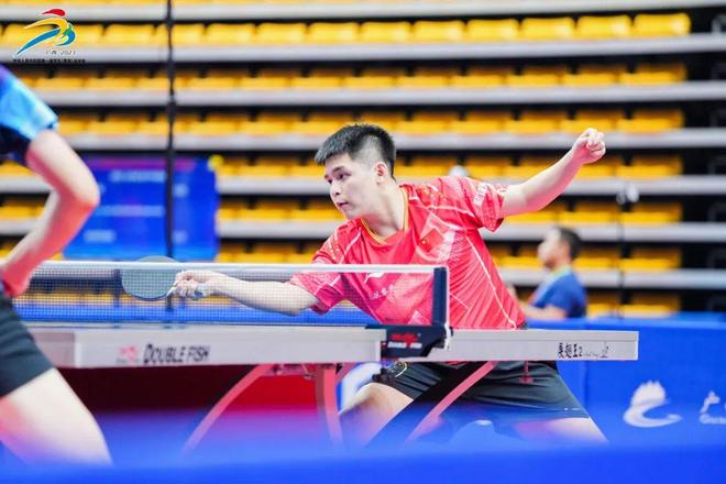 场外因素影 场外因素影