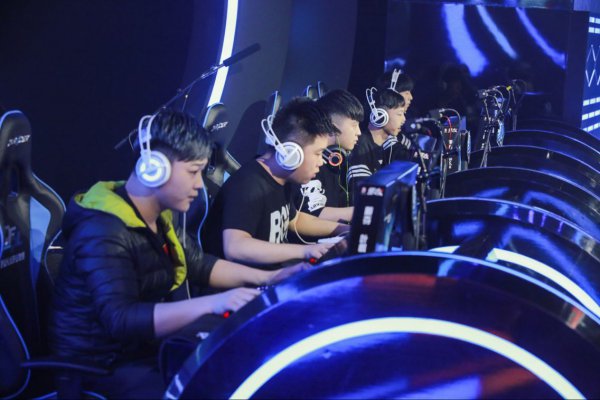 偏离策略 偏离策略